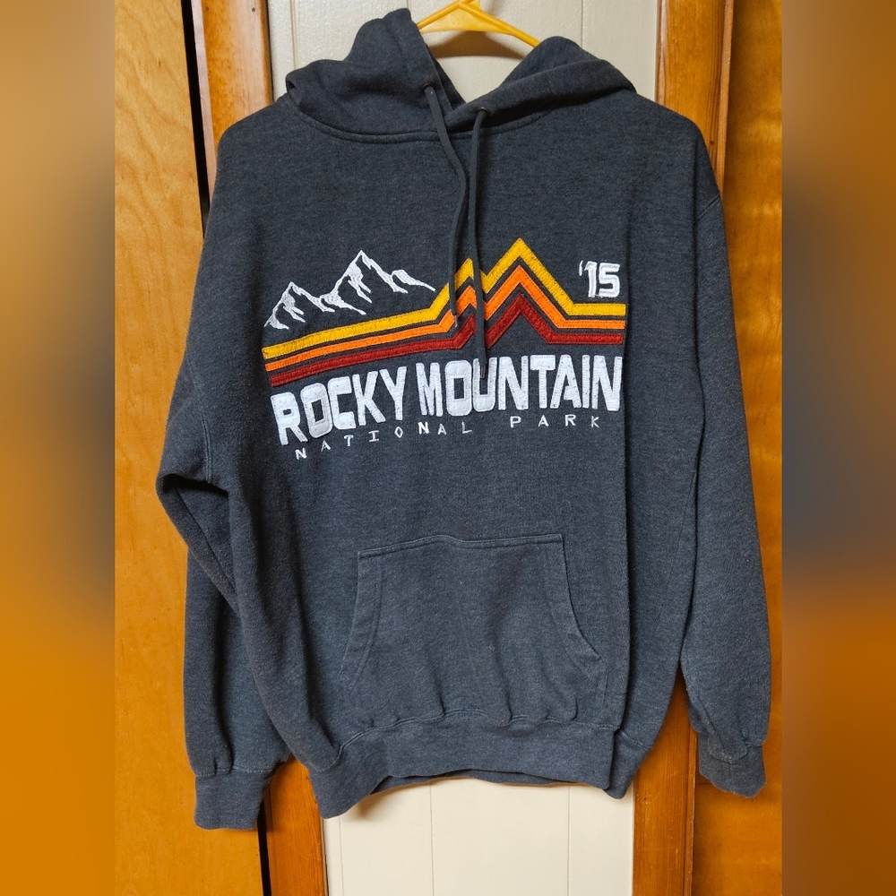 Rocky Mountain Graphic Hoodie - Charcoal